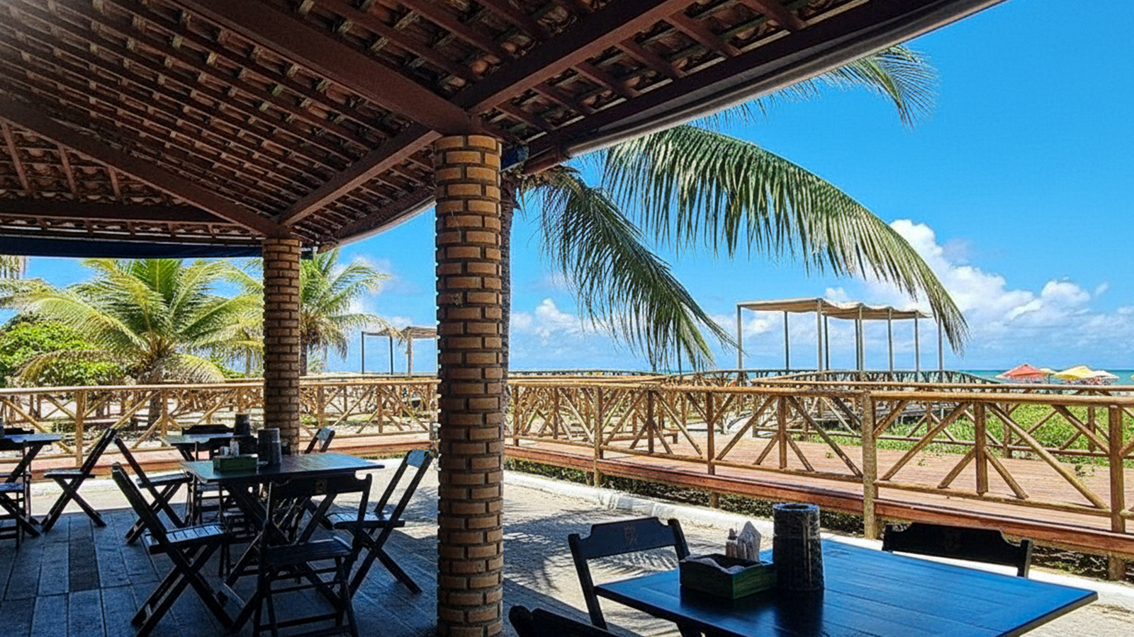 Barraca do Osvaldo: Tradição, Sabor e Hospitalidade na Praia de Paripueira