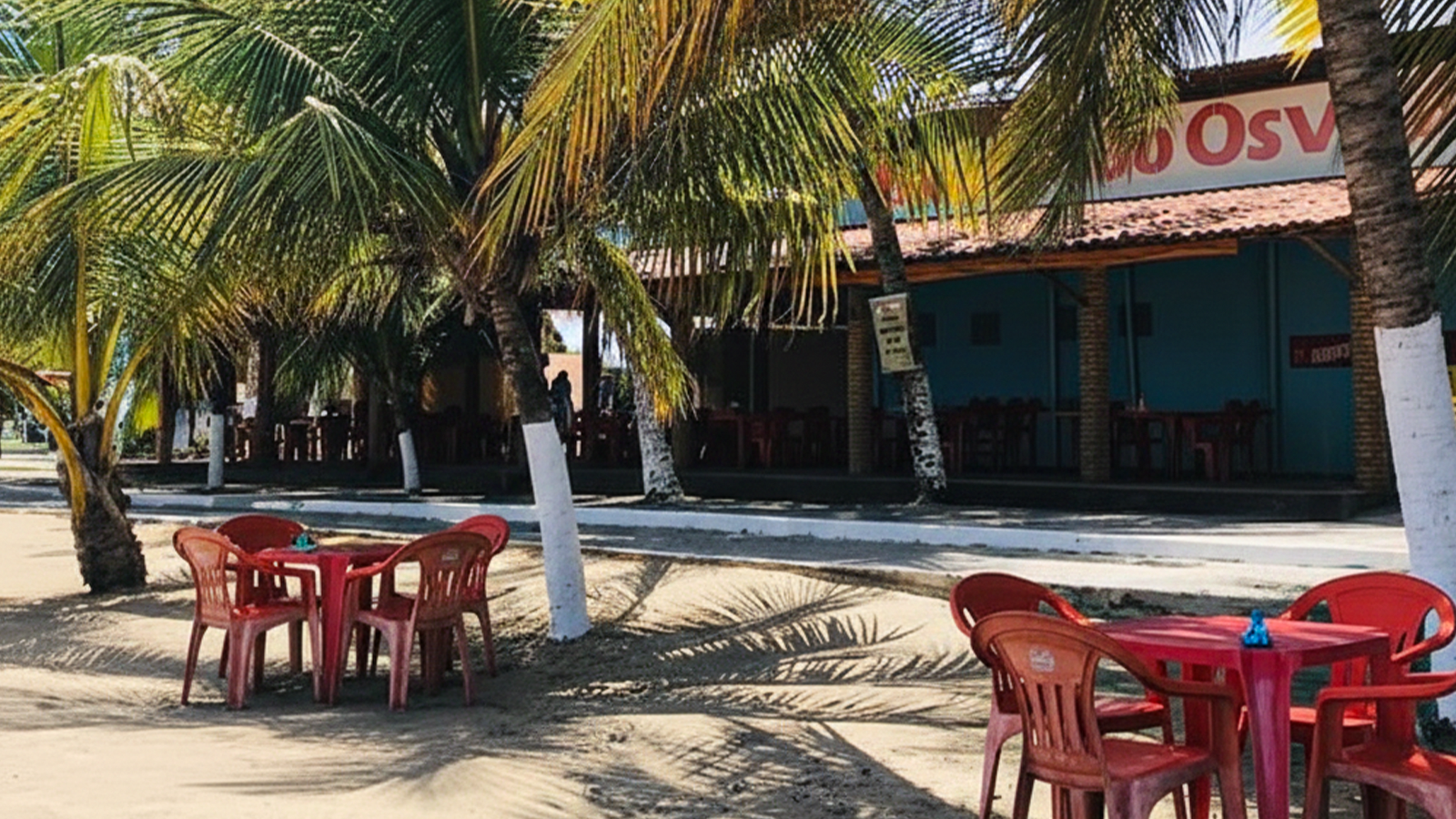 Barraca do Osvaldo: Tradição, Sabor e Hospitalidade na Praia de Paripueira